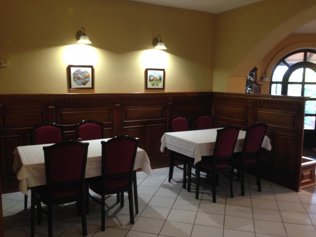 Juhasz Fogado Bed & Breakfast Fonyod Bagian luar foto