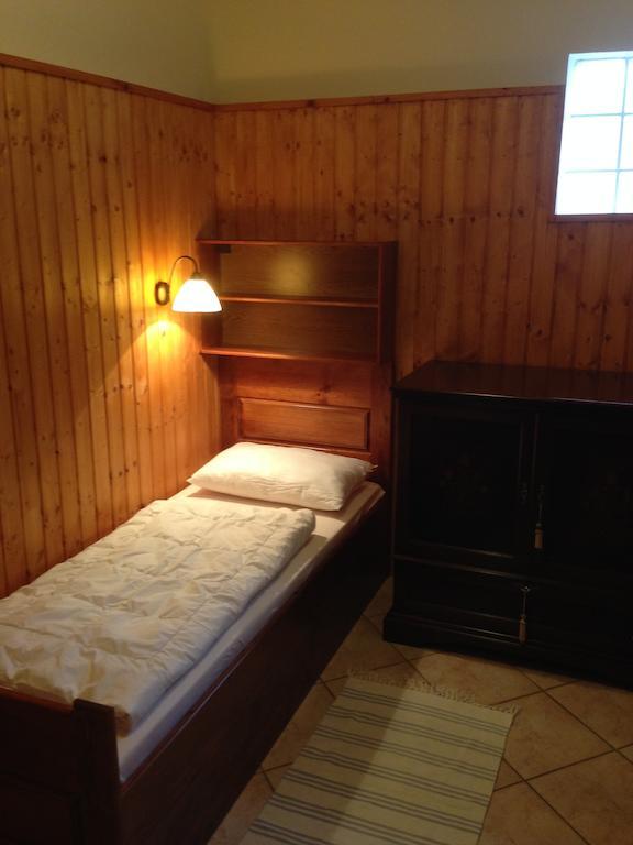 Juhasz Fogado Bed & Breakfast Fonyod Ruang foto