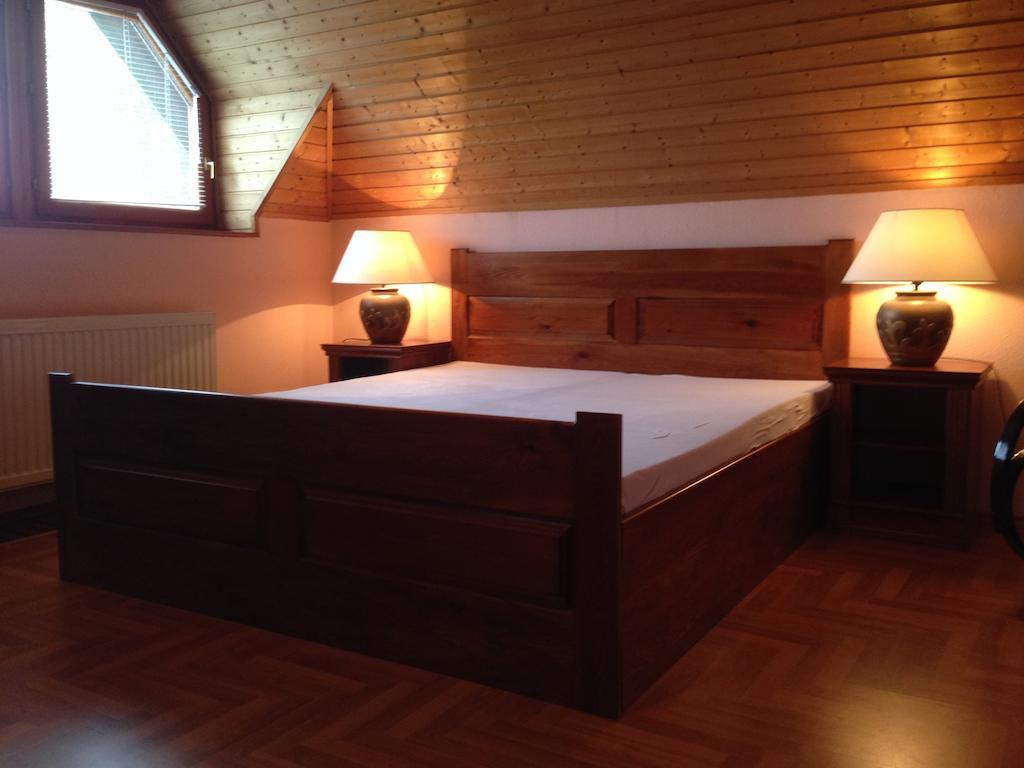 Juhasz Fogado Bed & Breakfast Fonyod Ruang foto